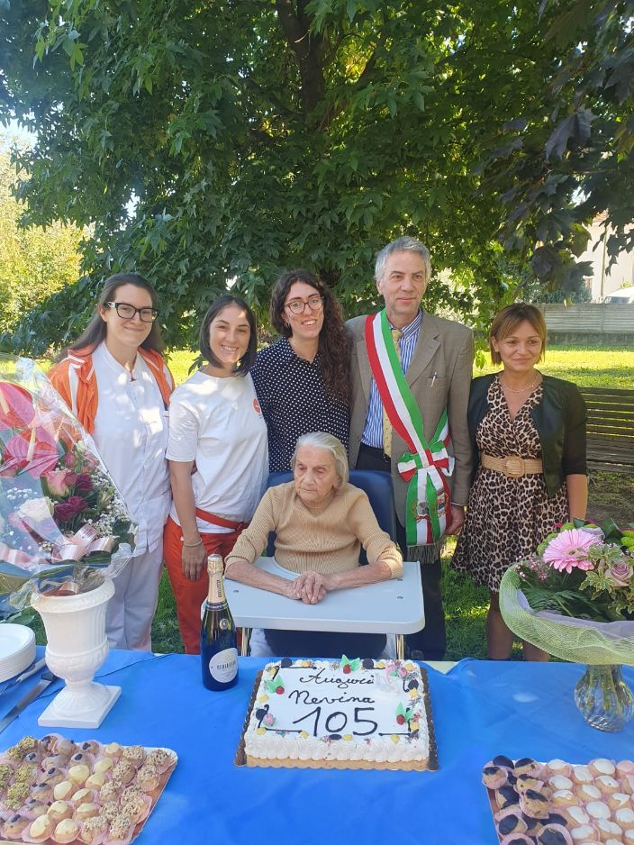 RSA “GIRASOLE” DI BIBIANA FESTEGGIA I TRAGUARDI IMPORTANTI