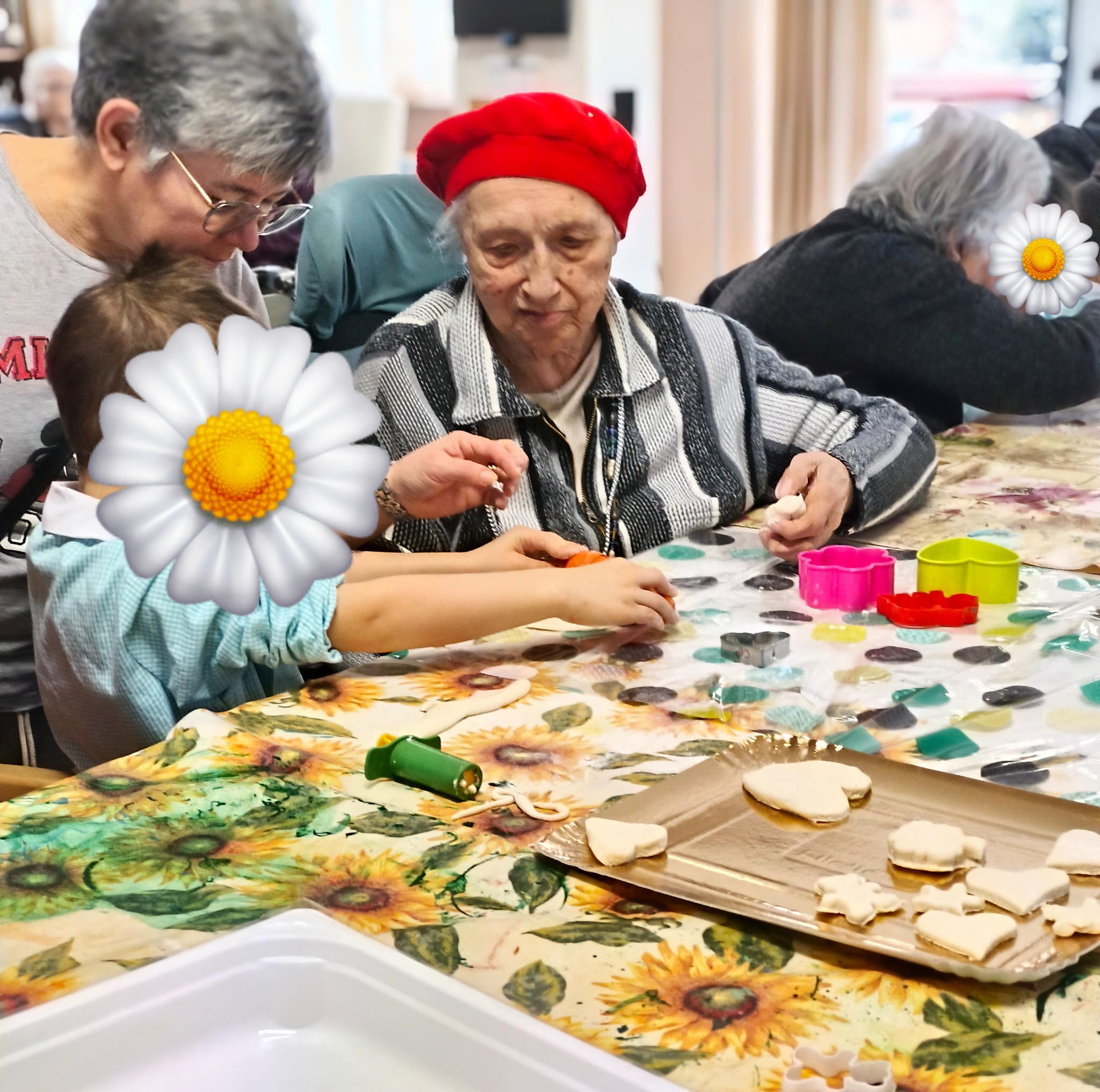 ALLA CASA DEI PINI CI MANTENIAMO GIOVANI GIOCANDO